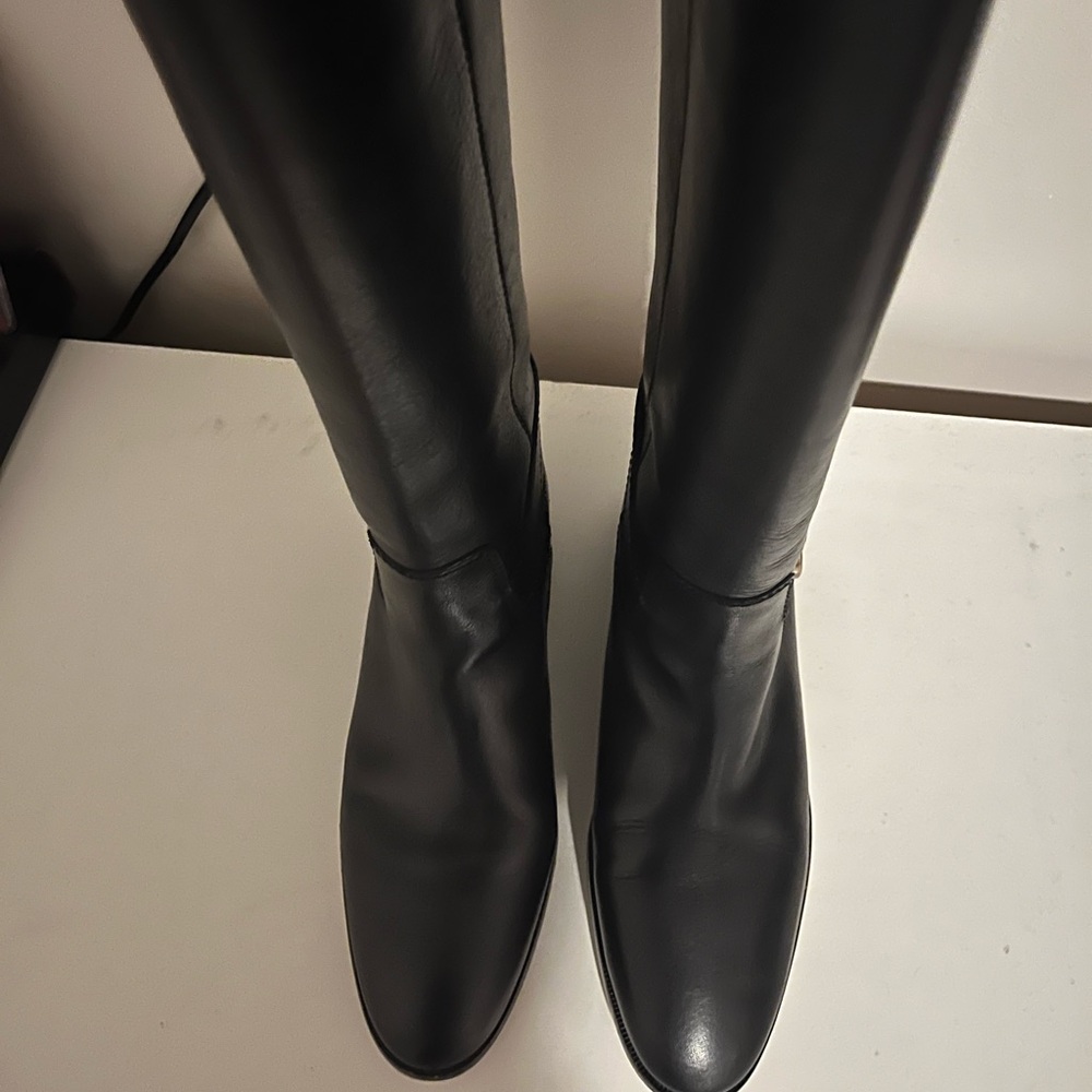 Classic Black Leather Men's Shoes